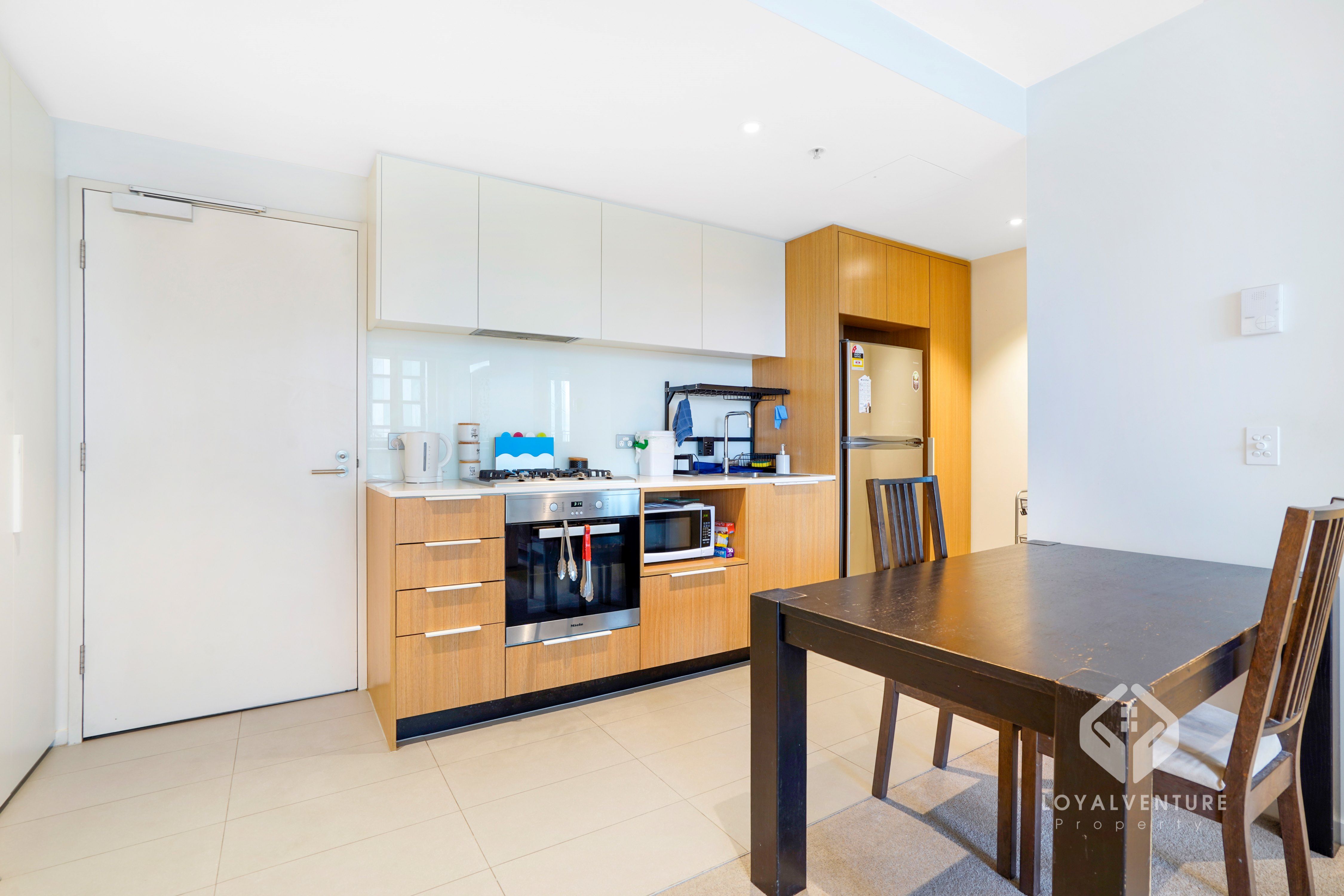 1012e/888 Little Collins St, Docklands VIC 3008, Australia, Docklands - Thumbnail 4